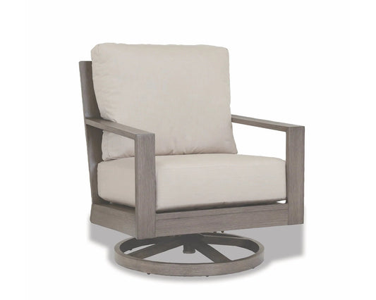 Laguna Club Swivel Chair