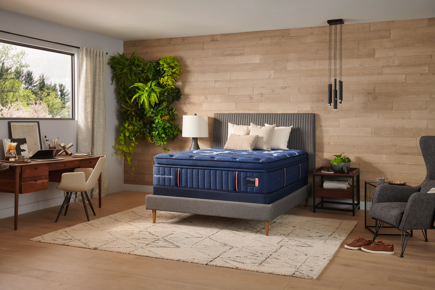 Lux Estate – Soft Pillow Top